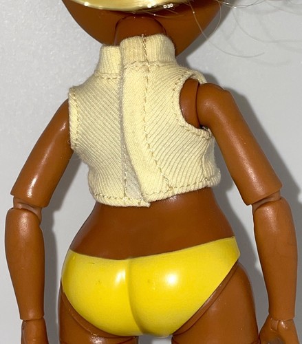 Rainbow High Winter Break Sunny Madison Doll Outfit Yellow Sleeveless Crop Top - Picture 3 of 6