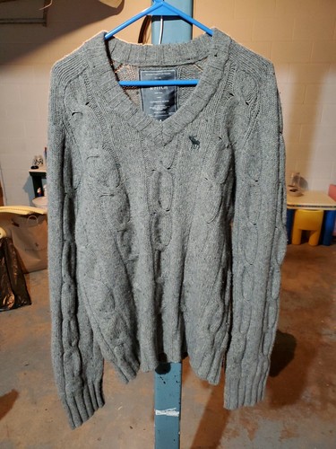 Cashmere Blend EUC 