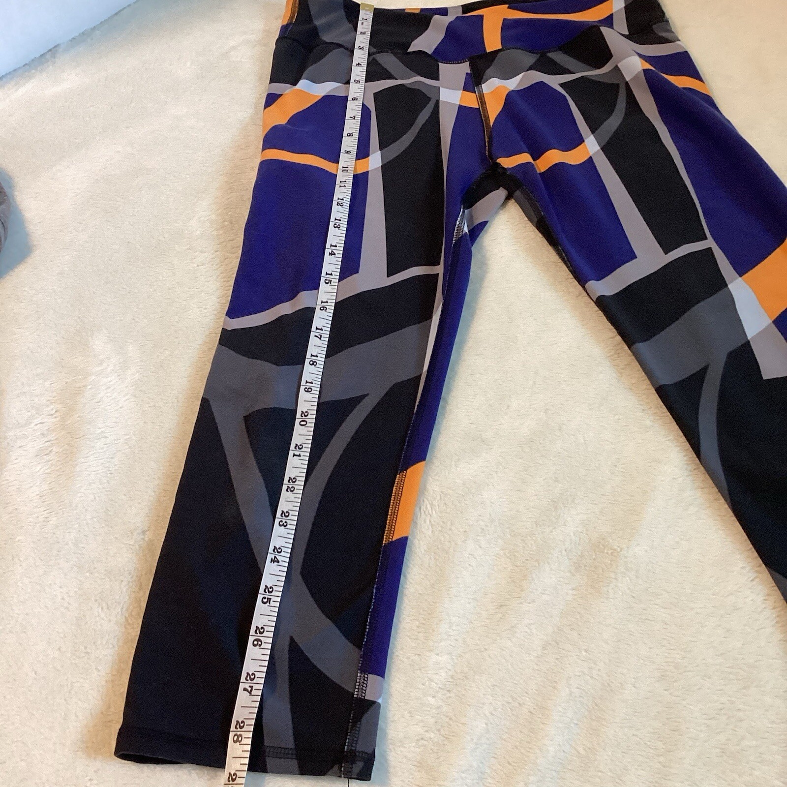 Fabletics Salar Abstract Printed Capri Leggings - image 3