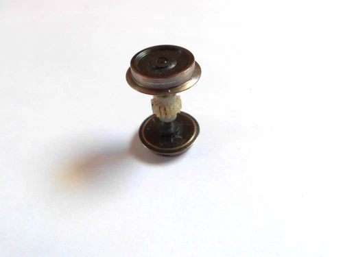 Roco H0 BR 290  Treibradsatz ohne Haftreifen  Durchmesser ca. 12,5  mm  brüniert