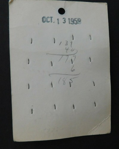 Vintage 1959 Beauty Trims Card with 16 White Plastic Buttons SB1 - Picture 2 of 2