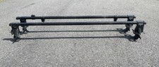 Thule Square Cross Bars Roof Rack with Foot P...
