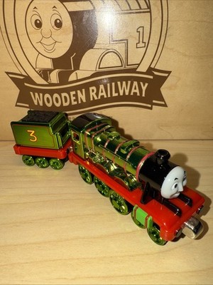 METALLIC HENRY !  THOMAS FRIENDS TRAIN Diecast TAKE N PLAY ALONG SHINY LIMITED