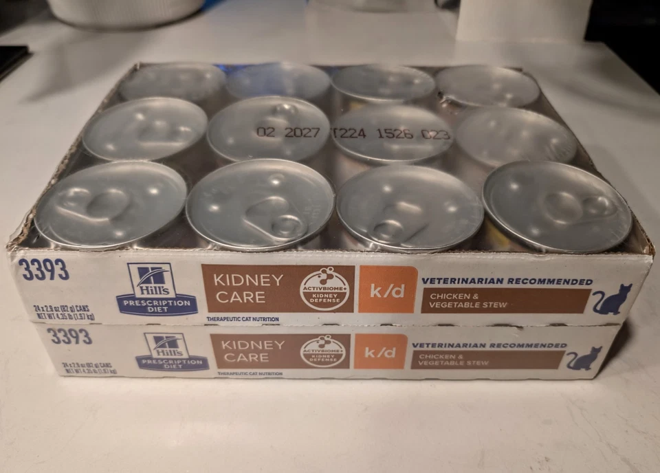 Hill's Kidney Care k/d Comida húmeda para gatos | Estofado de pollo y verduras | Latas de 24 x 2,9 oz Foto 2 de 4
