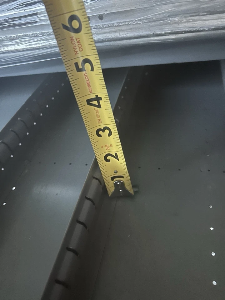 Stanley Vidmar 7 Drawers 3” Drawer Height. 33 1/4T X 30”W x 27 3/4”D - Image 4 of 4