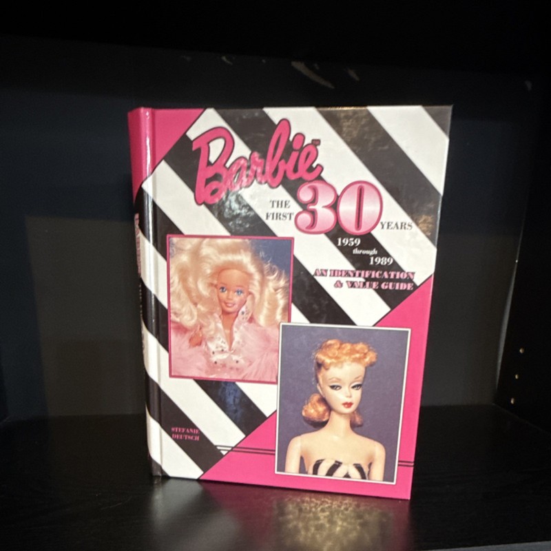 Barbie Collector's Edition Hardcover Identification & Value Guide 1959-1989