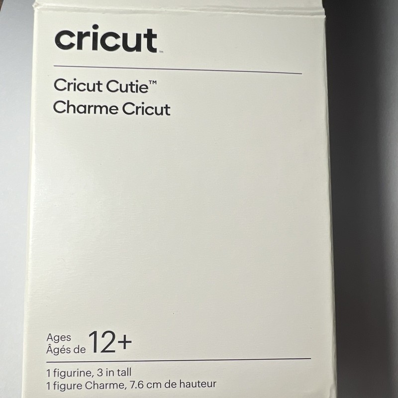 Cricut Cutie 3in White Plastic Figurine Smooth Finish Boxed (1 Pack)