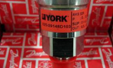 1PC NEW FOR YORK 025-29148-103 Pressure sensor