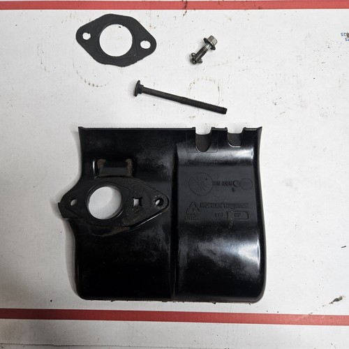 Kohler Courage SV600 20-265-09S Heat Deflector Shield - Picture 2 of 3