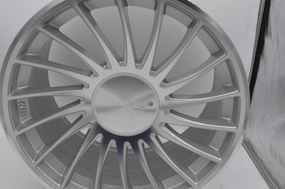 3SDM 20 X 10.5 J H2 0.04-12 MACHINE SILVER SPORT WHEEL 1 rim Demo 