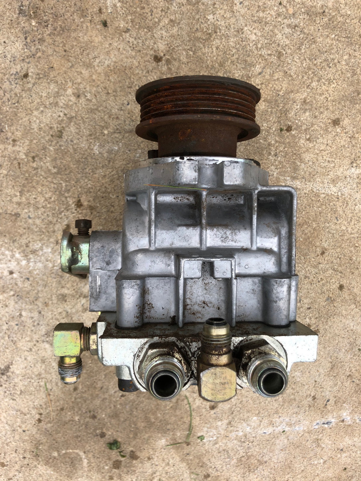 OEM John Deere M665 HydroGear Hydro Pump PLBGQQDY1XXXXX BDP10L