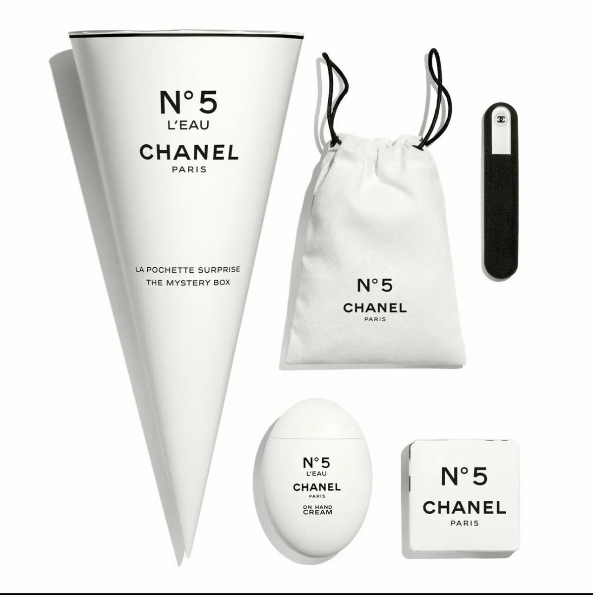激安本日お値下げジャンク品❤️CHANEL ロゴ入りストール アイボリー‼️セール 激安本日お値下げジャンク品❤️CHANEL ロゴ入りストール