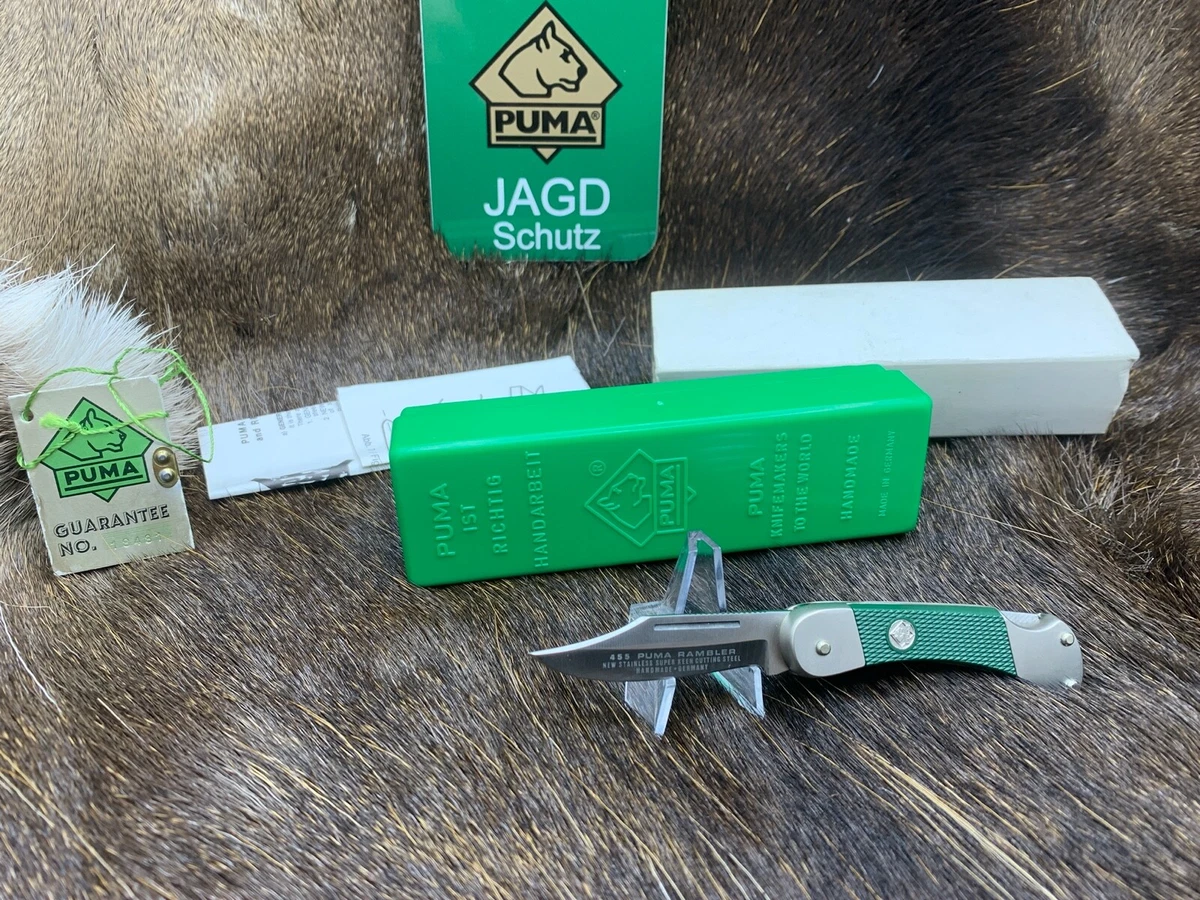 Green puma knife top