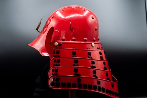Samurai Helmet Iron Red KABUTO Japanese Armor Wearable Life-size F/S - Picture 16 of 18