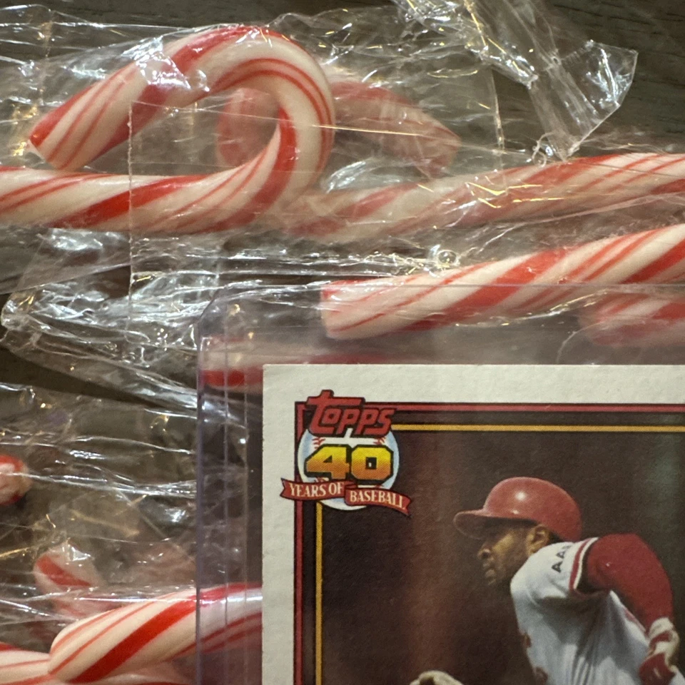 OZZIE SMITH 2025 Topps Holiday ORIGINAIS RECOMPRA CARIMBADO 1991 Topps - Imagem 3 de 4