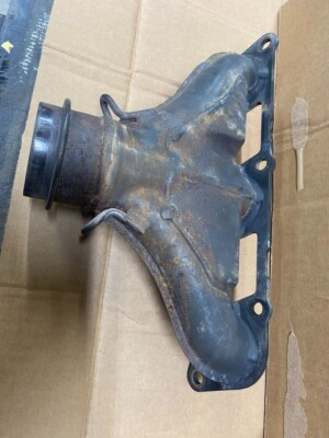 2002 Yamaha Mountain MAX Snowmobile  700 Triple Exhaust Manifold Y Pipe