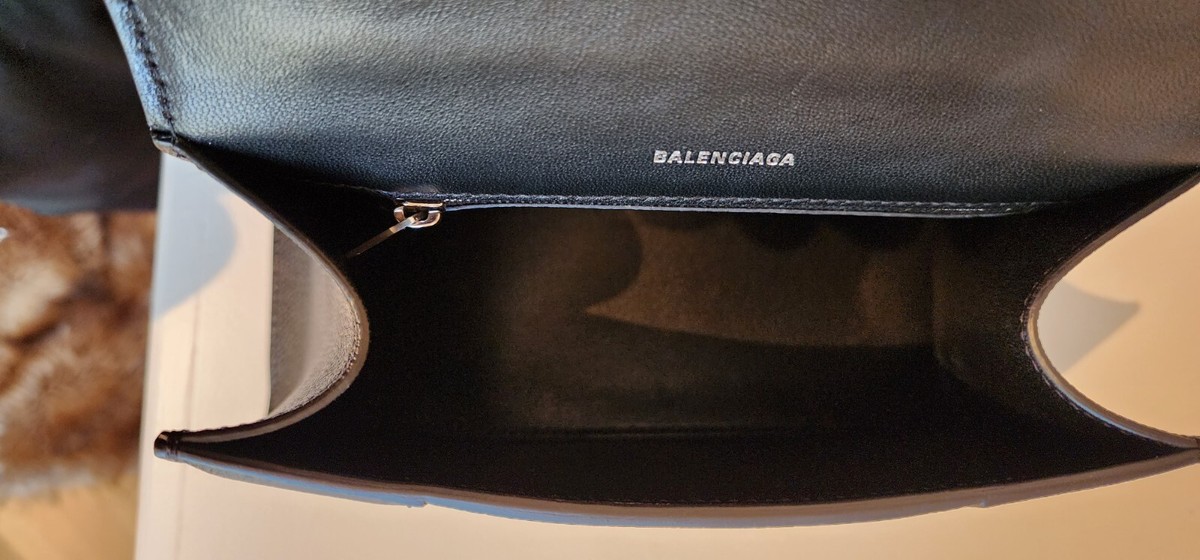 Balenciaga Hourglass Top Handle Crossbody Bag Size Small Balenciaga Hourglass Top Handle Crossbody Bag Size Small