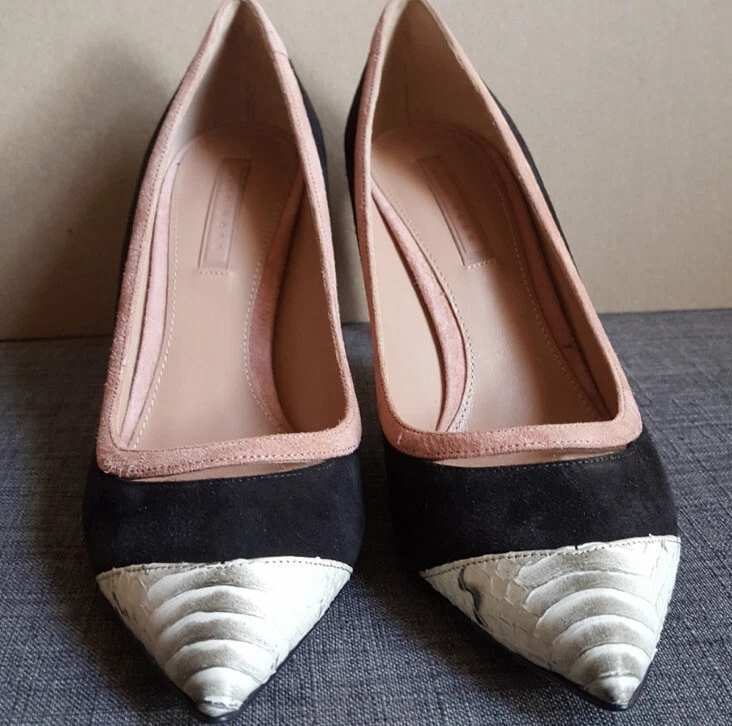 Boss lady shop pumps