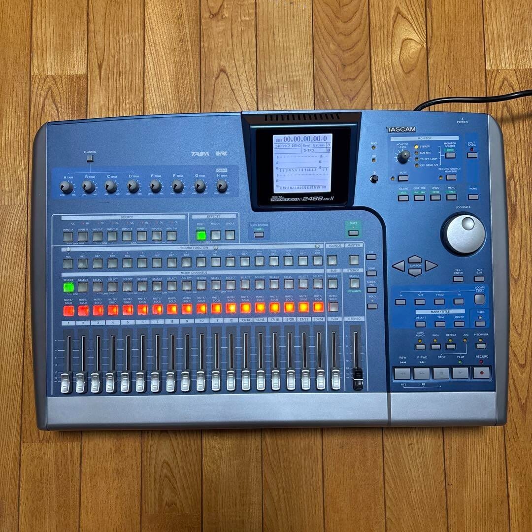 TASCAM PORTASTUDIO 2488MKⅡ TASCAM PORTASTUDIO 2488MKII Digital Multitrack Recorder Used