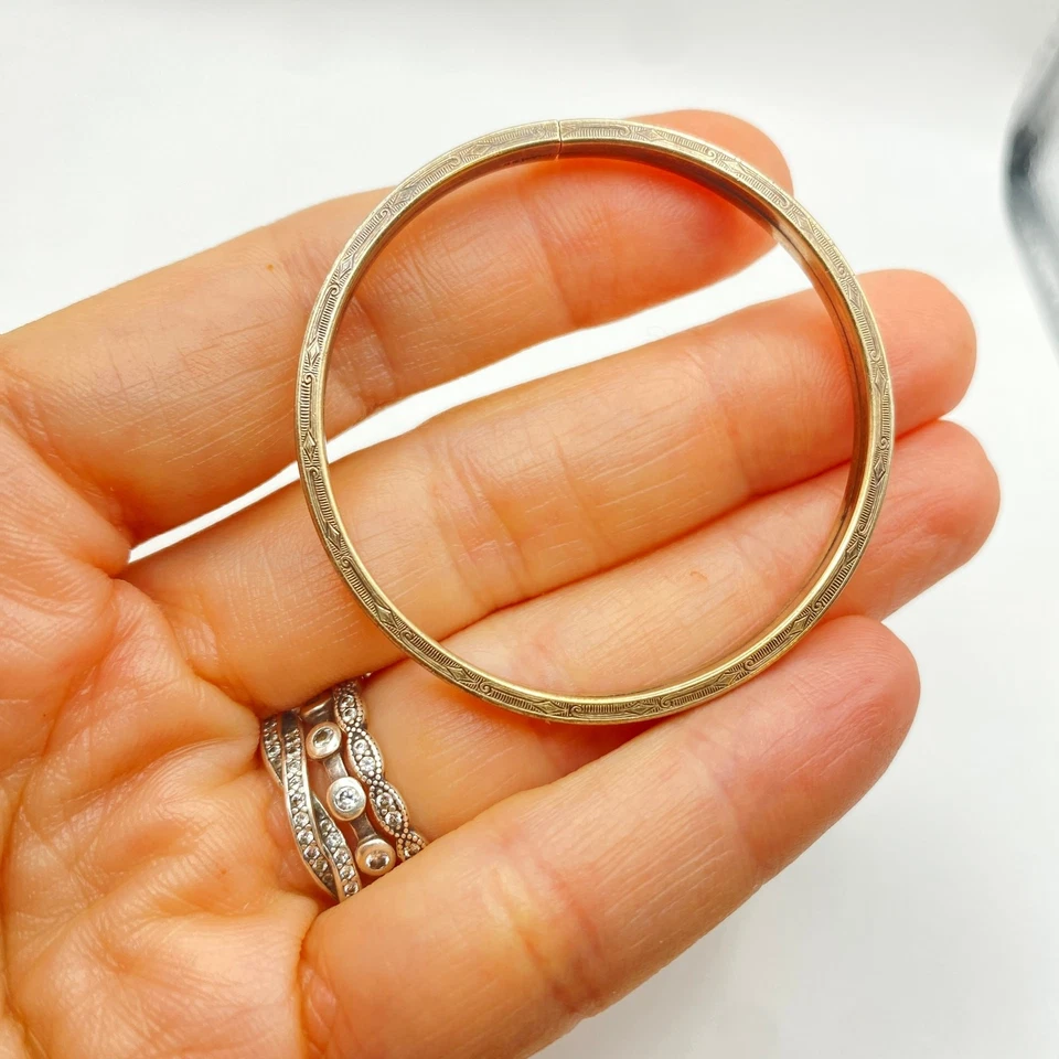 Brazalete Brazalete Victoriano Bebé Niña Lleno Oro Blanco 12K Rollos Grabados 5 1/2" Foto 4 de 4