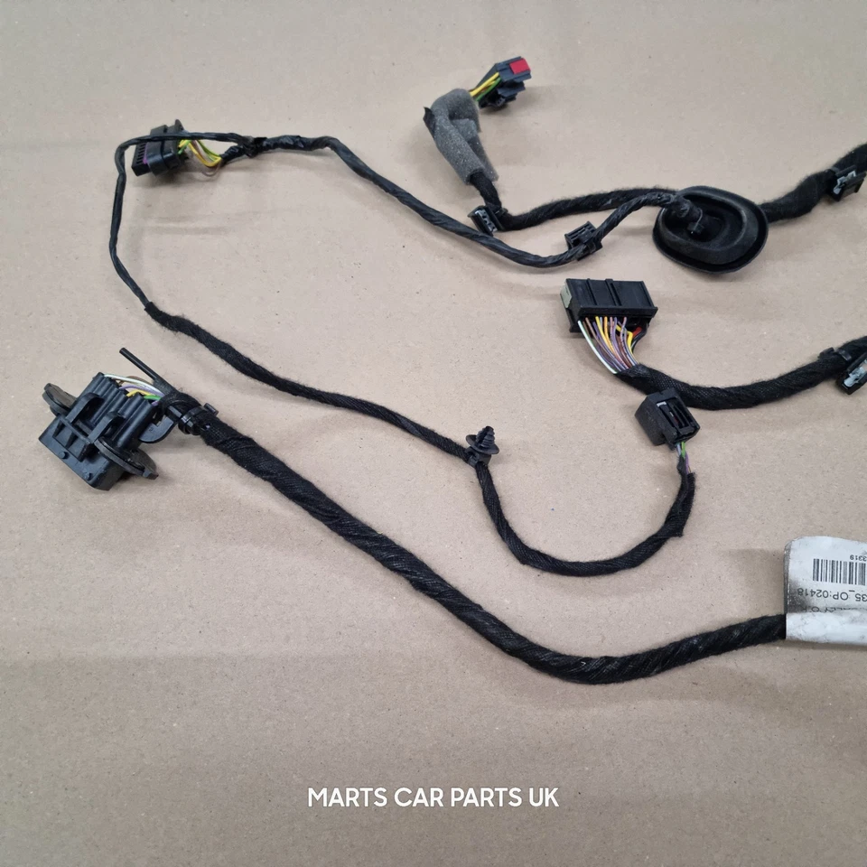 VOLVO V90 Mk2 2016 - 2025 Driver Side Rear Right Door Wiring Harness 31667599 - Image 2 of 4