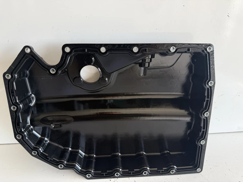2017-2025 Audi A4 A5 A6 Q5 Q7 2.0L Lower Engine Oil Pan 06L-103-598-R OEM 3147 Foto 2 de 4