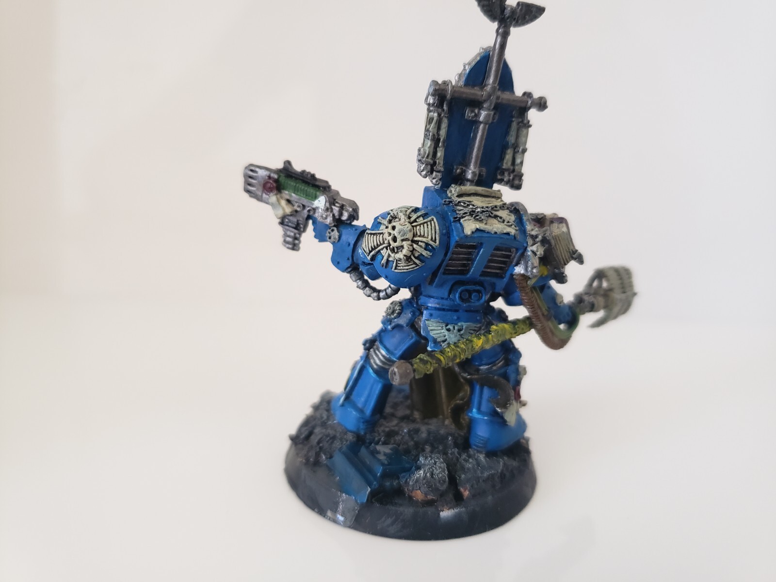 Picture 4 of 5