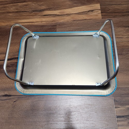 Vintage Annie and Sandy Tin Metal TV Bed Dinner Tray Folding Legs 1981 Collect - Picture 5 of 13