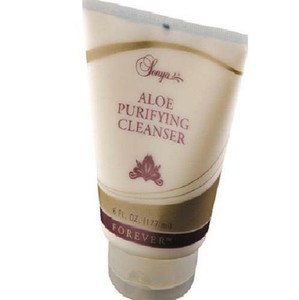 aloe purifying cleanser