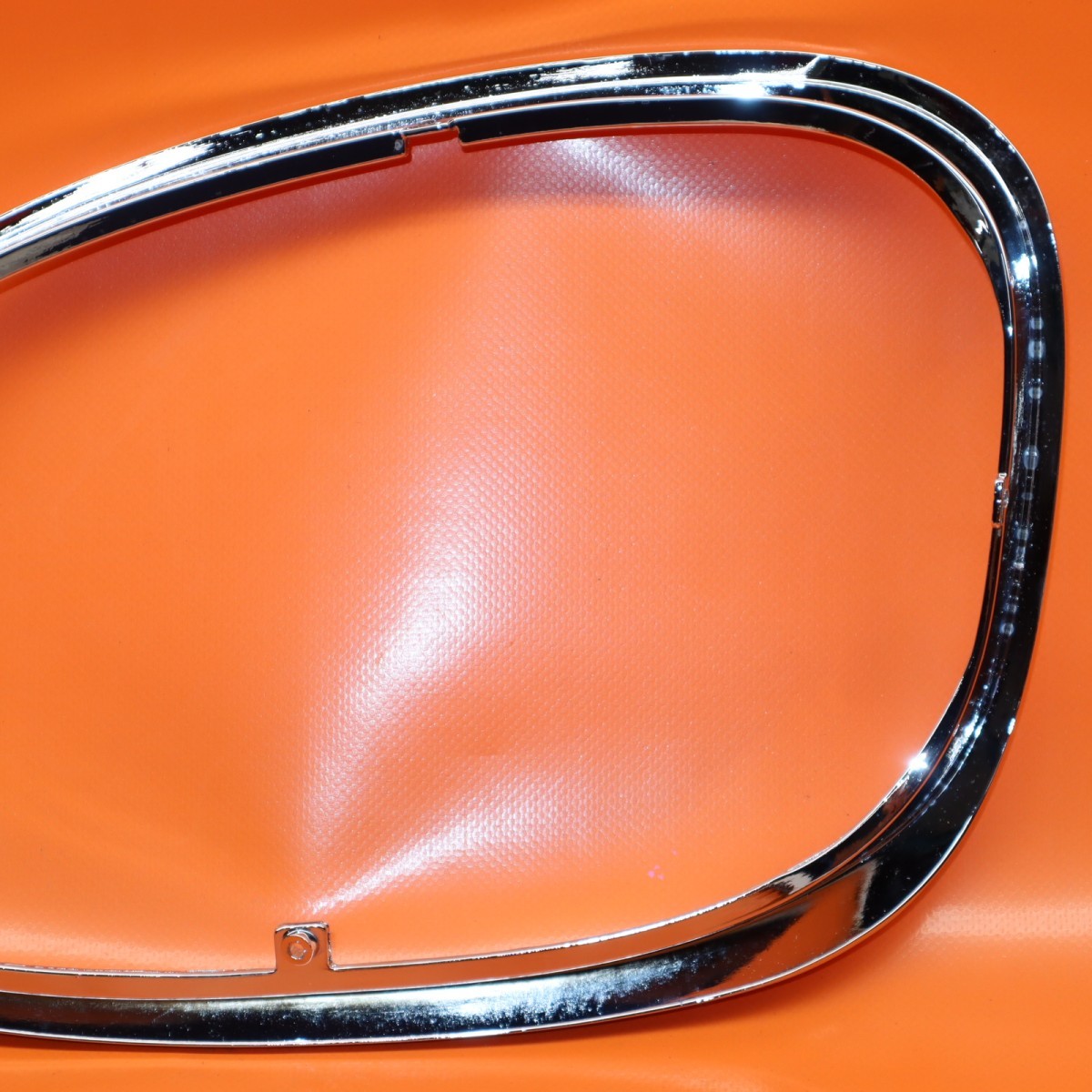 Rolls-Royce Corniche 2000-2002 RIGHT Tail light trim