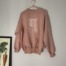 France Souvenirs pink Paris, France embroidered Eiffel Tower sweatshirt size M
