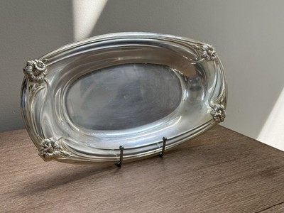 1847 Rogers Bros Daffodil Silverplate Art Nouveau Platter with Floral Design