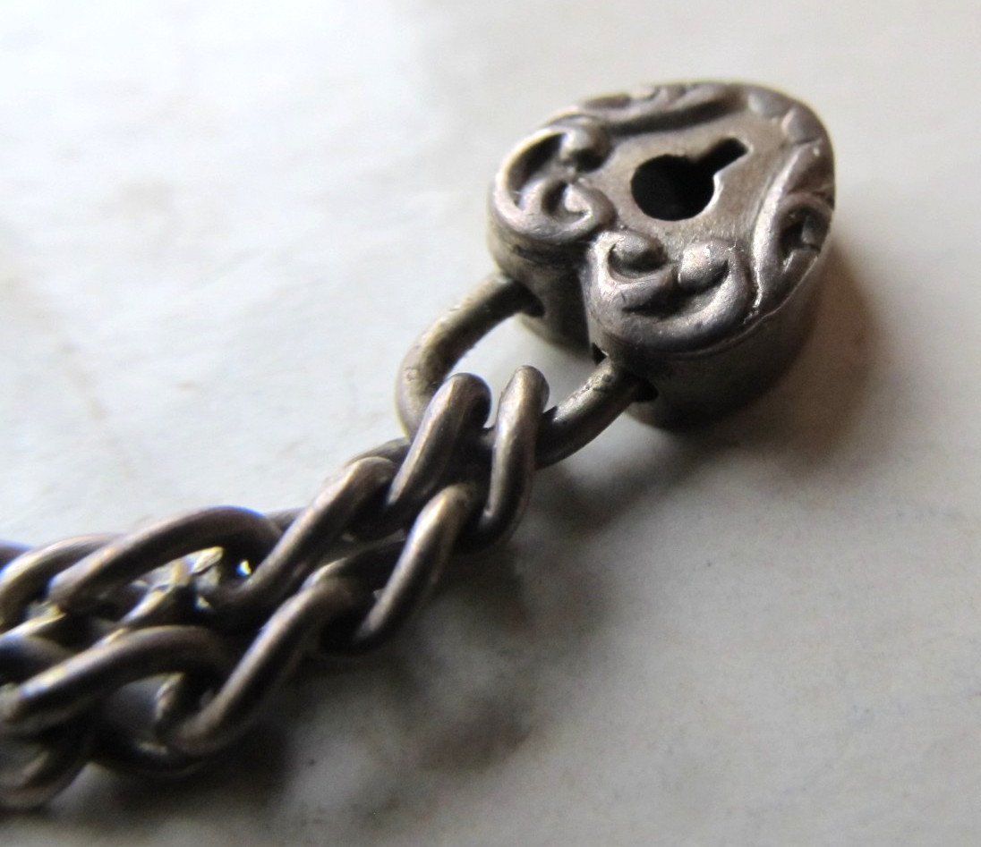 TINY Antique Sterling Silver Repousse PADDOCK HEA… - image 4