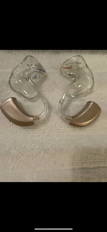 Aparelhos auditivos Starkey série Z lado direito e esquerdo, com estojo e baterias - Imagem 4 de 4