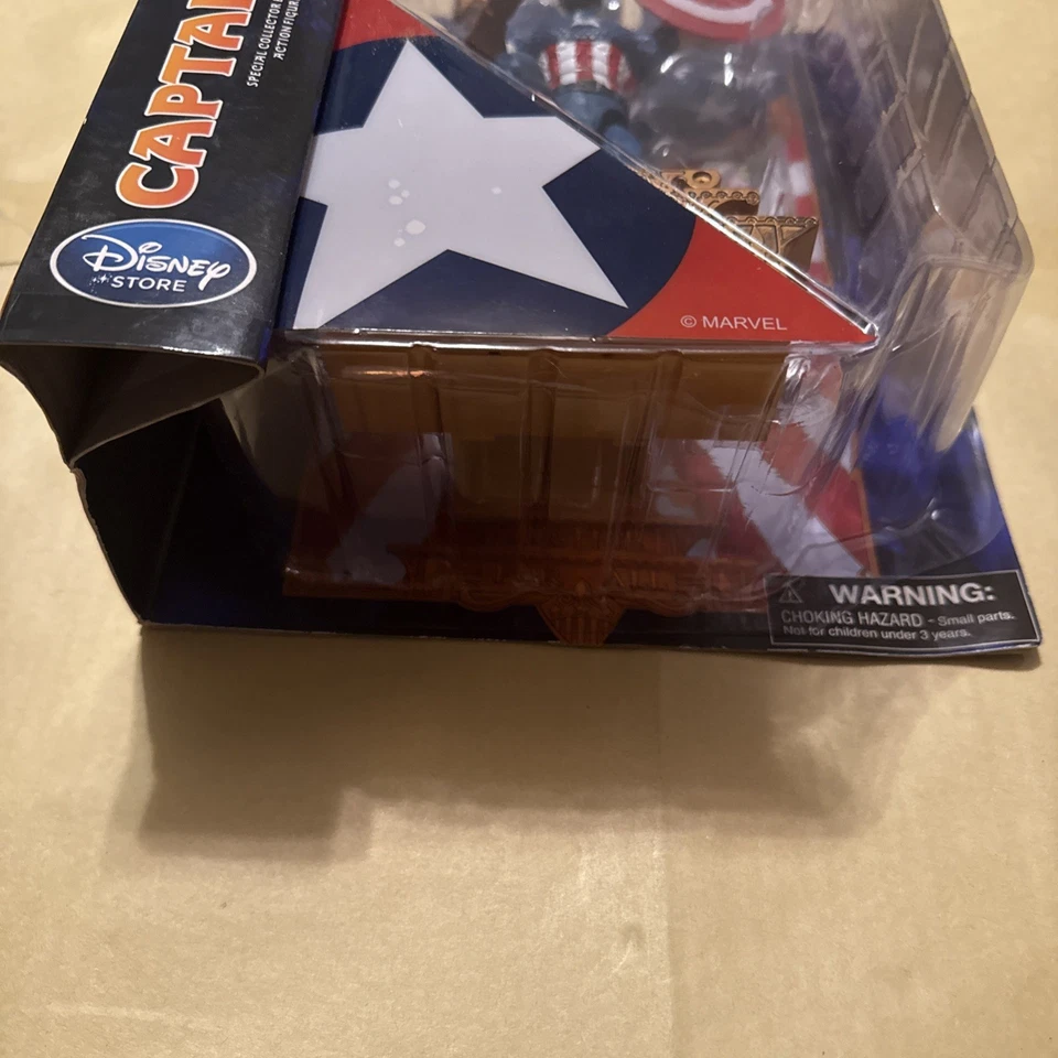 Figura de acción Diamond Marvel Select Capitán América Disney Store 2019 nueva en caja Foto 4 de 4