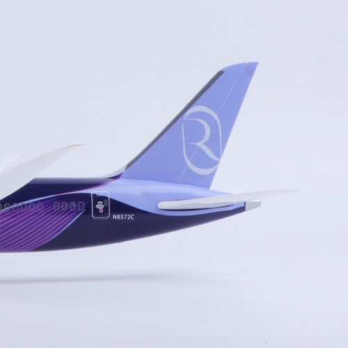 1/130 43cm Riyadh Airlines Boeing 787 Resin Model - Picture 6 of 12