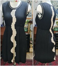 Authentic Chanel Lana Wool Plisse Dress 2 Colors Sleeveless  Size M-L 