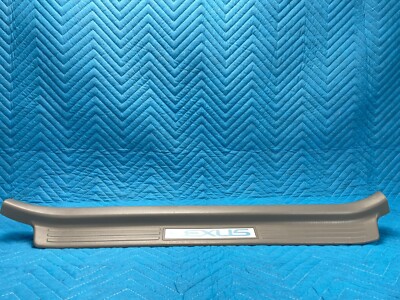 Lexus LX470 Front Passenger's Door Scuff Plate Gray:LG10 67913