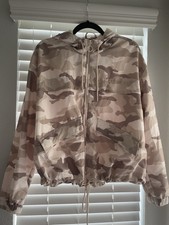 Divided By H&m Women’s Tan Camo Windbreaker Jacket Size Large New With Tags