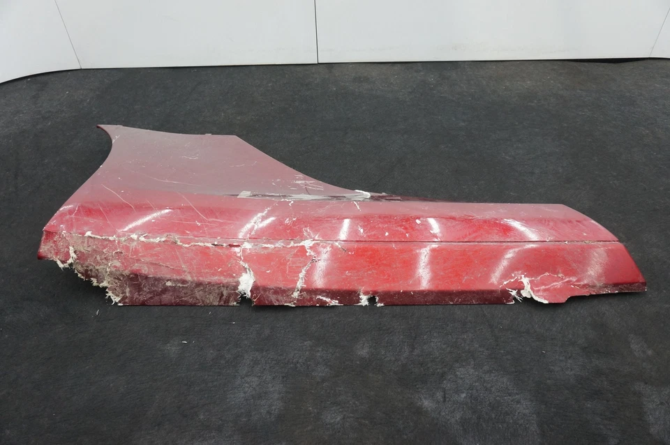 Moldura basculante de faldón lateral inferior trasero derecho 11A0496CP McLaren 650S 2015-17 *Nota Foto 2 de 4