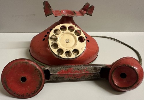 Antique Vintage Child’s 1940s Red Metal Toy Phone Well Loved - Picture 2 of 8