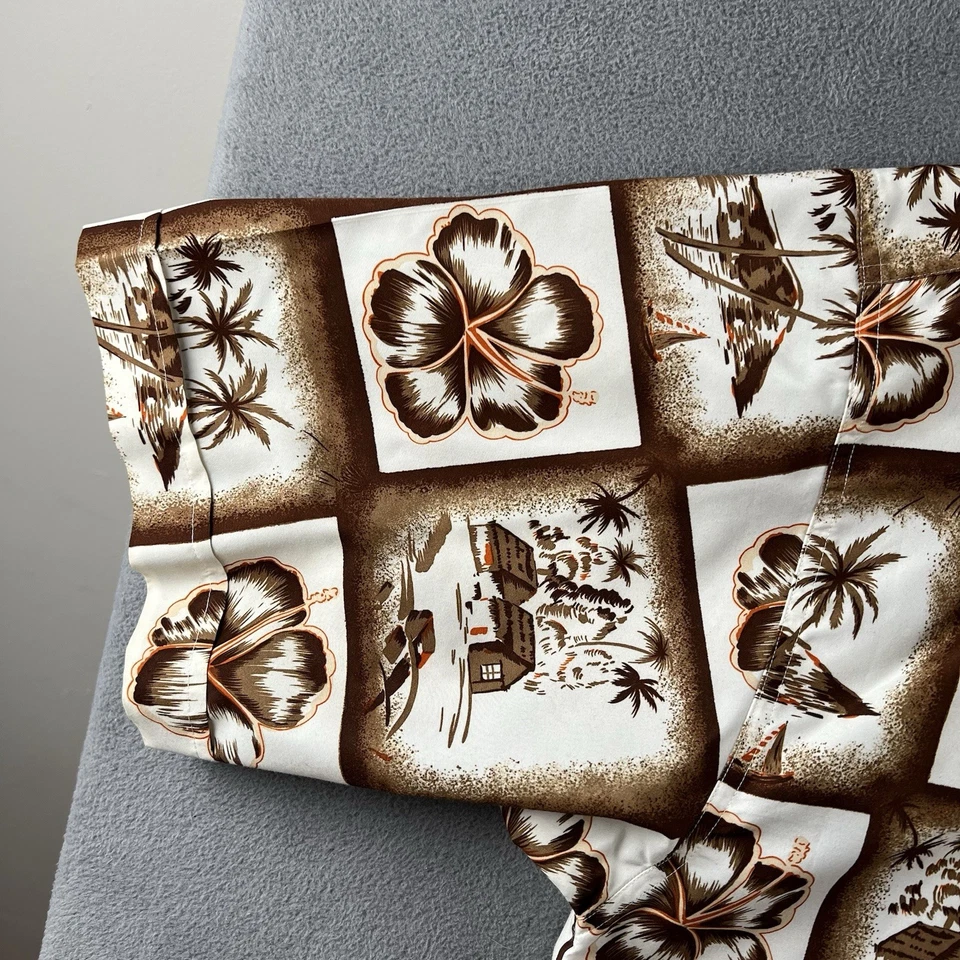 Enyce Hawaiian Shirt Mens 3XL Palms AOP Vintage 90s Y2K Beach Hip Hop Rap Tee - Image 4 of 4