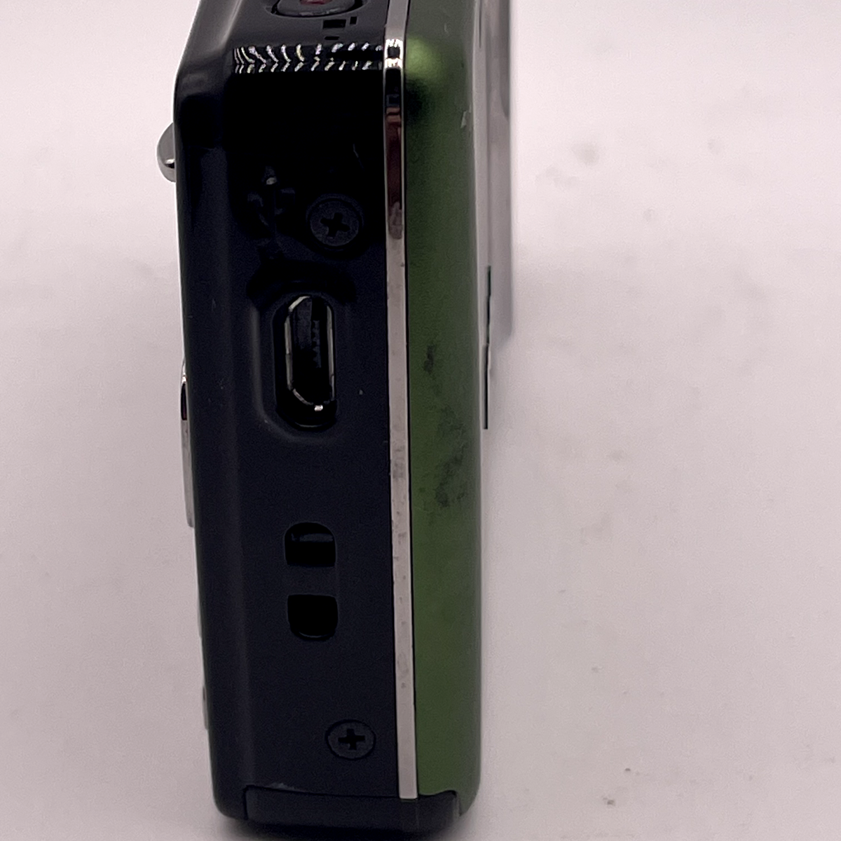 Kodak EasyShare M532 12MP Digital Camera – Green – Cracked