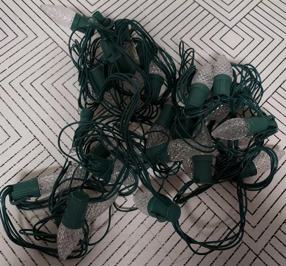 🥥 Philips 25CT Faceted C9 Christmas LED Illuminate App Controlled🆕️AS SHOWN👇 - Image 2 of 4