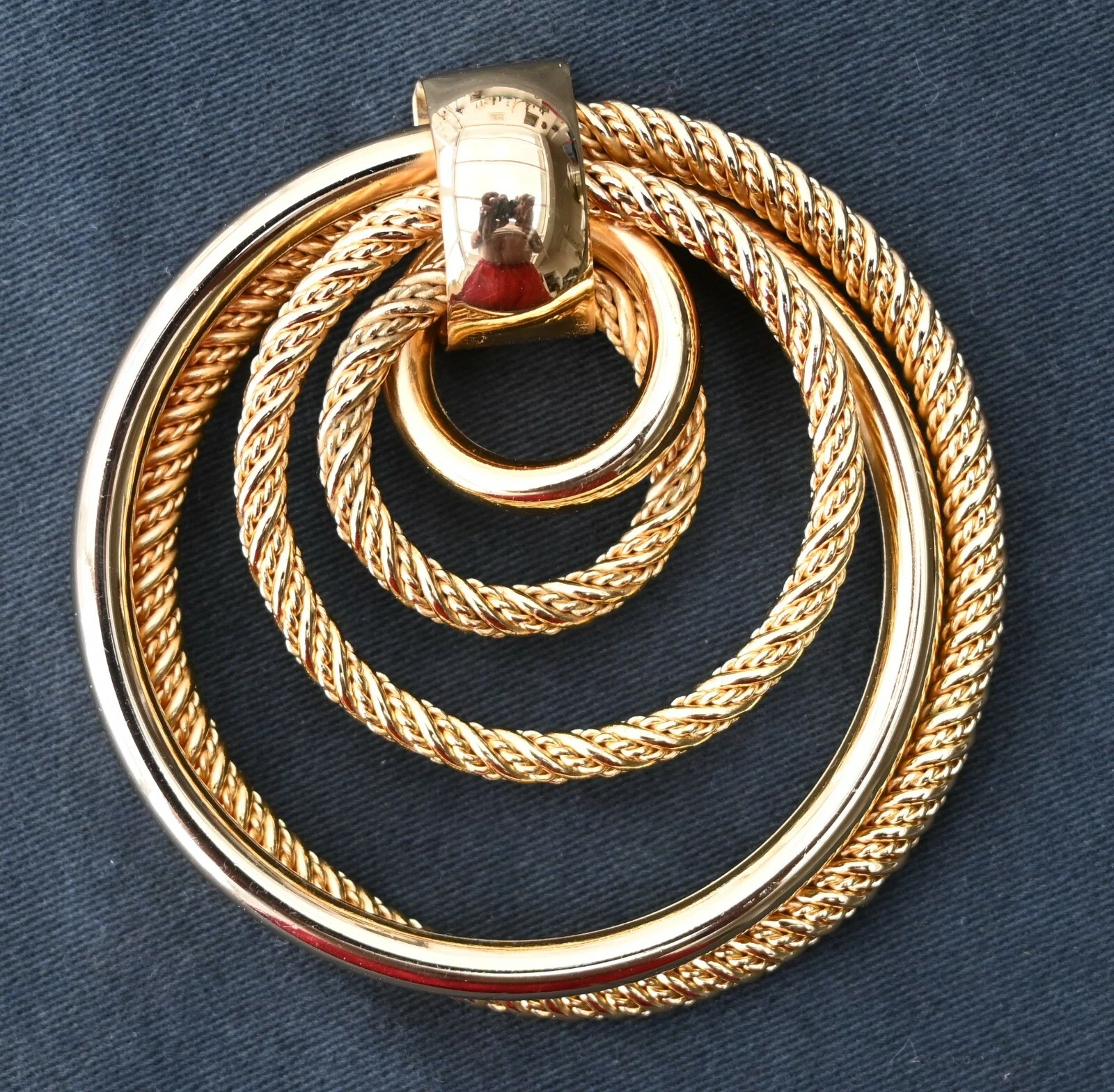 Pendentif Collier Moderniste Vintage Grosse 1972 Plaqué Or (Designer Dior)