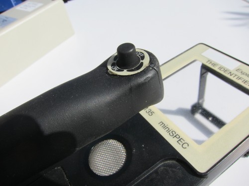 Exploranium GR-135 "The Identifier " PARTS ONLY LCD Screen + HANDLE + BOTTOM CAN - Picture 8 of 9
