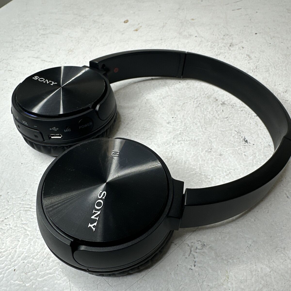 Sony MDR-ZX330BT On-Ear Wireless Headphones - Black | eBay Sony MDR-ZX330BT On-Ear Wireless Headphones - Black | eBay