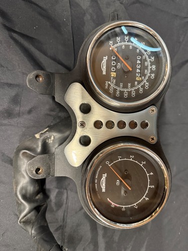 Triumph Legend Instrument Cluster. Speedometer and Tachometer.