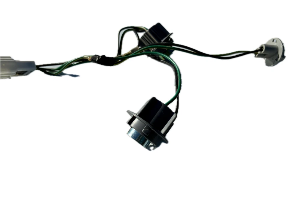 2000 - 2006 Nissan Sentra Driver Side Tail Light Pigtail Harness OEM - Image 4 of 4