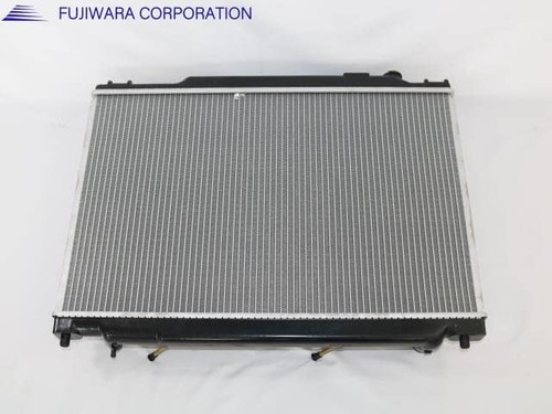 TOYOTA Crown Comfort TA-YXS10 Chłodnica 1640073531 [Nowa] [PA01705287] - Zdjęcie 2 z 2